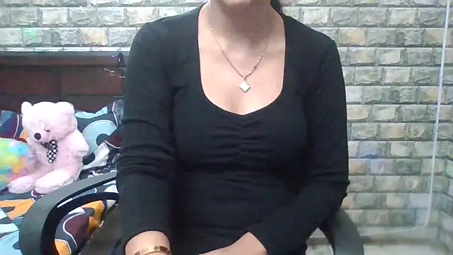 Sexy iknoor online show from November 2025 04:49:02 AM