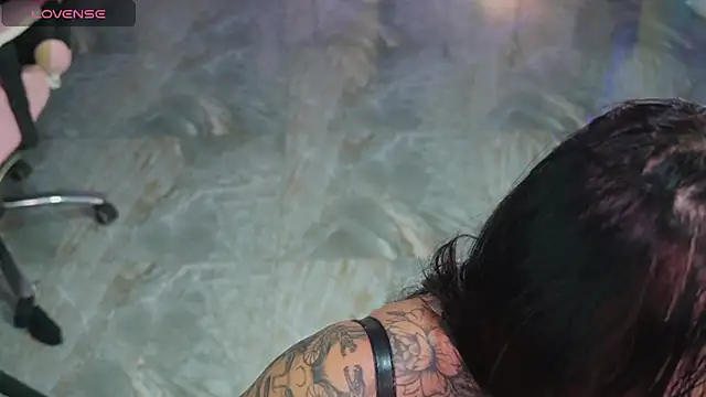 isa red hair online show from March 2026 12:23:01 AM