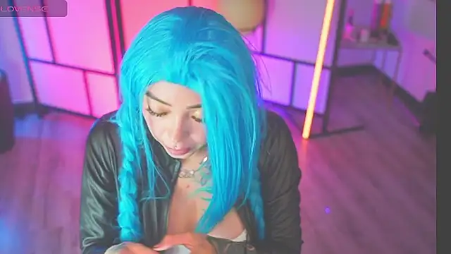 isa red hair online show from February 2026 02:10:02 AM