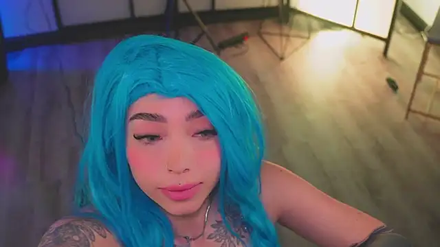 isa red hair online show from February 2026 12:13:02 AM