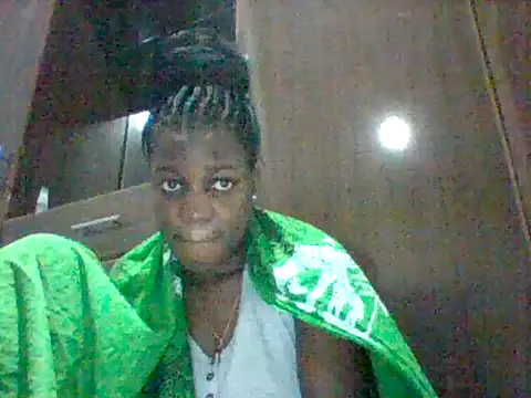 Alessandrajenna online show from April 2026 09:21:02 PM