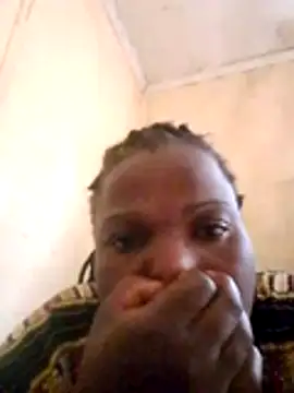 pretty-donna online show from March 2026 12:16:02 PM