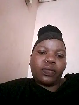 Snapshot of pretty-donna chatting on November 2025 06:39:01 AM pretty-donna online show from November 2025 06:39:01 AM