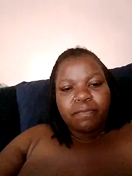 Snapshot of pretty-donna chatting on October 2025 04:43:01 AM pretty-donna online show from October 2025 04:43:01 AM