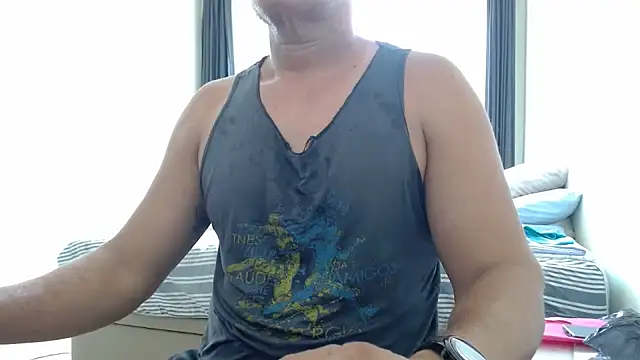 danilostorm7 online show from October 2025 05:43:01 PM