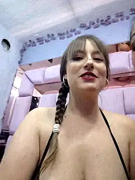 Belly Rosse online show from November 2025 03:27:01 PM