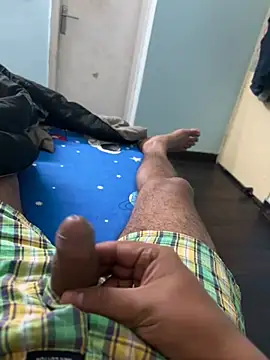 yourheroforfun online show from February 2026 05:54:01 PM