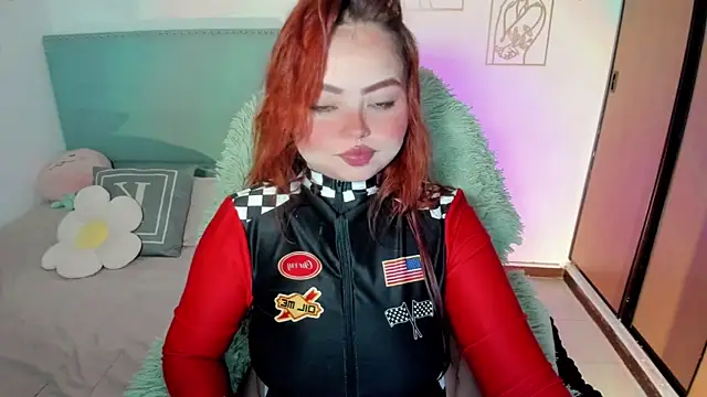 Snapshot of damn_that_booty chatting on November 2025 12:58:02 AM damn that booty online show from November 2025 12:58:02 AM