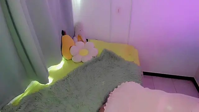 damn that booty online show from May 2026 07:00:01 PM