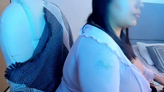 bigbooty-30 online show from February 2026 07:14:02 PM