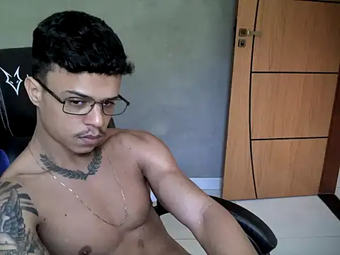 Gust027 online show from April 2026 01:27:01 PM