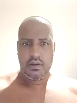 bink1982 online show from February 2026 09:58:02 PM