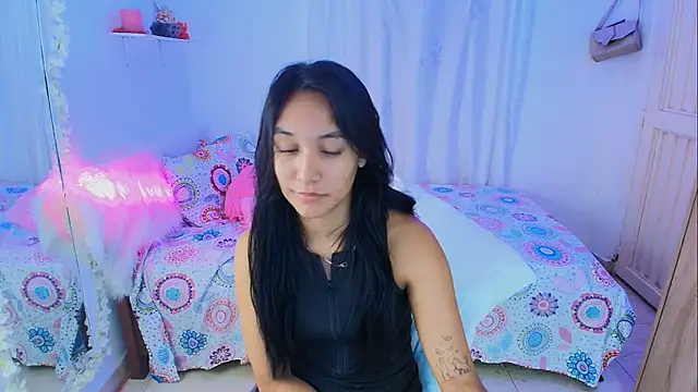 Nanami 19 online show from October 2025 06:10:02 PM