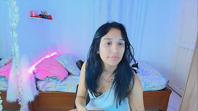 Nanami 19 online show from November 2025 06:22:01 PM