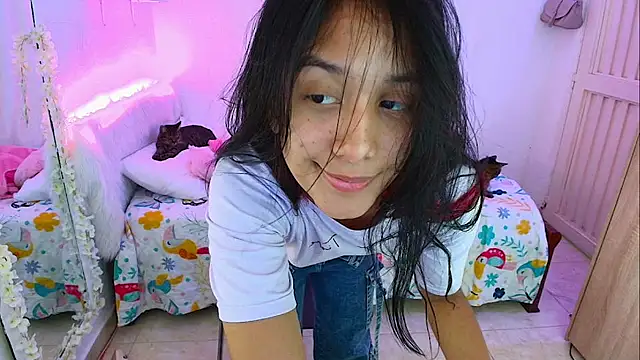 Nanami 19 online show from October 2025 10:33:01 PM