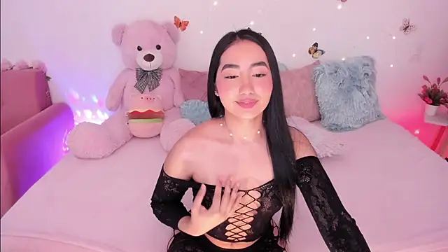 Snapshot of Zara_uwu_ chatting on June 2026 10:24:01 AM Zara uwu online show from June 2026 10:24:01 AM