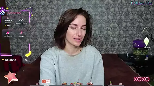 xx adrihanna xx online show from October 2025 03:18:01 AM