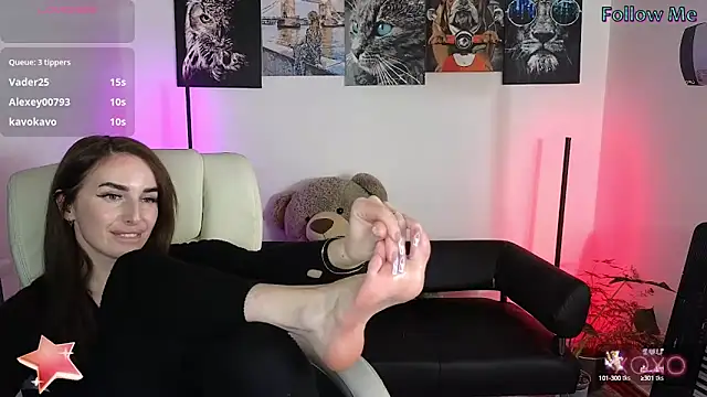 xx adrihanna xx online show from February 2025 06:12:01 PM