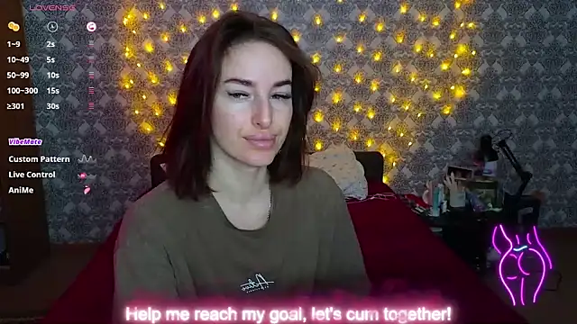 xx adrihanna xx online show from December 2025 07:45:01 AM