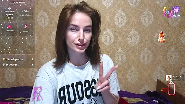 xx adrihanna xx online show from March 2026 06:34:01 PM