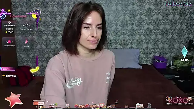 xx adrihanna xx online show from October 2025 05:30:02 AM