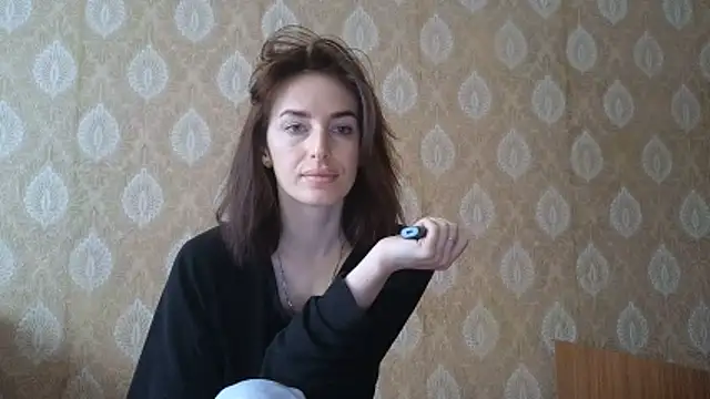 xx adrihanna xx online show from February 2026 06:55:01 AM