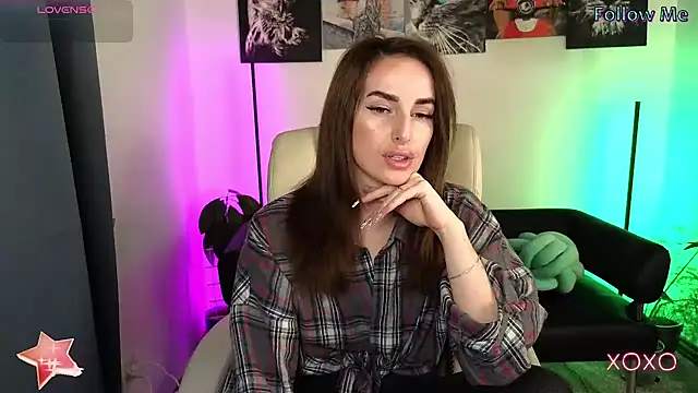xx adrihanna xx online show from February 2025 05:31:02 PM