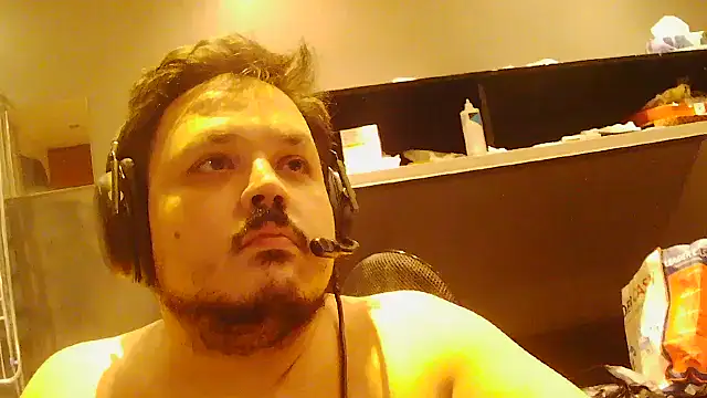 Snapshot of Bebemickey75 chatting on November 2025 05:29:02 PM Bebemickey75 online show from November 2025 05:29:02 PM