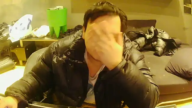 Snapshot of Bebemickey75 chatting on November 2025 08:46:02 PM Bebemickey75 online show from November 2025 08:46:02 PM