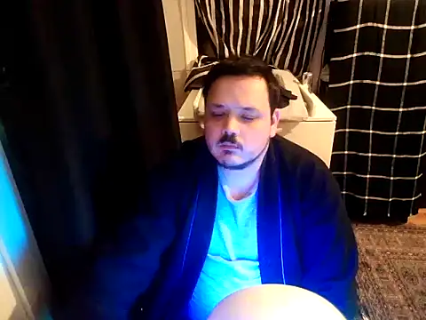 Snapshot of Bebemickey75 chatting on March 2025 11:00:02 PM Bebemickey75 online show from March 2025 11:00:02 PM