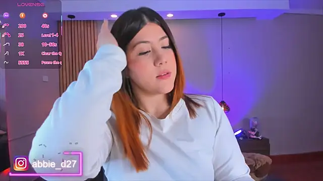 AbbieEdmond online show from October 2025 04:11:01 AM