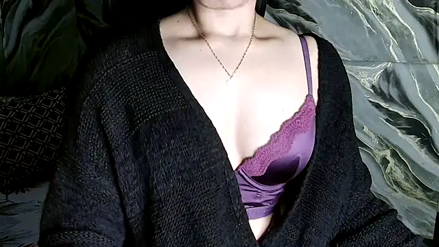 Snapshot of Sima--Roy chatting on December 2025 06:09:01 PM Sima--Roy online show from December 2025 06:09:01 PM