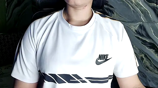 Snapshot of Sima--Roy chatting on December 2025 06:36:02 PM Sima--Roy online show from December 2025 06:36:02 PM