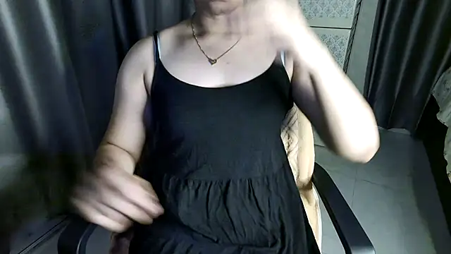 Snapshot of Sima--Roy chatting on June 2026 05:29:01 PM Sima--Roy online show from June 2026 05:29:01 PM