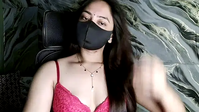 Snapshot of Sima--Roy chatting on November 2025 06:19:01 PM Sima--Roy online show from November 2025 06:19:01 PM