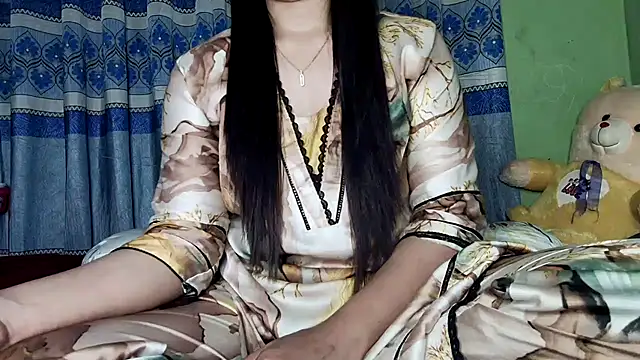 Snapshot of Sima--Roy chatting on February 2025 06:04:02 PM Sima--Roy online show from February 2025 06:04:02 PM