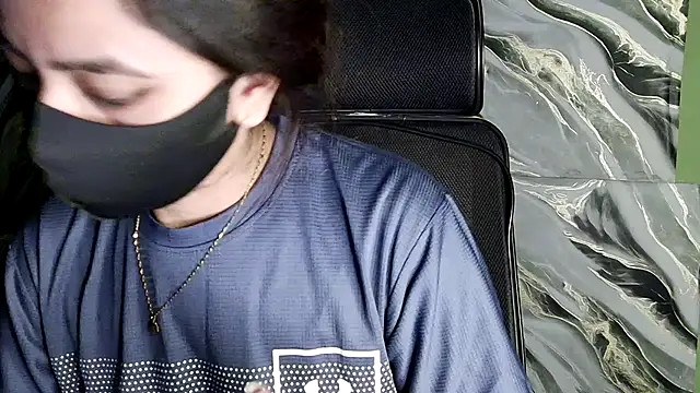 Snapshot of Sima--Roy chatting on November 2025 07:25:02 PM Sima--Roy online show from November 2025 07:25:02 PM