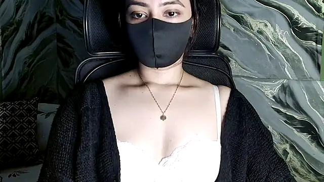 Snapshot of Sima--Roy chatting on December 2025 05:23:02 PM Sima--Roy online show from December 2025 05:23:02 PM