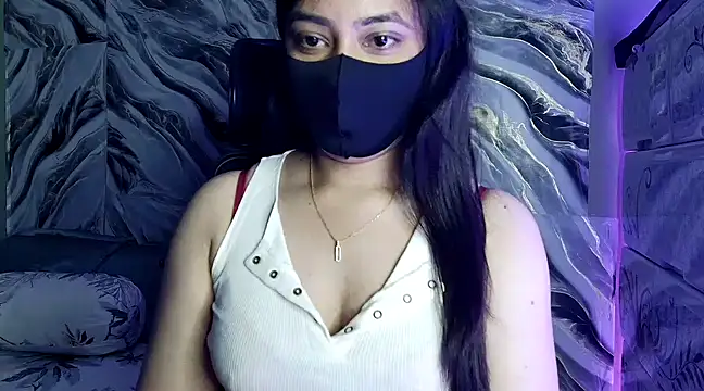 Snapshot of Sima--Roy chatting on February 2025 08:31:01 PM Sima--Roy online show from February 2025 08:31:01 PM