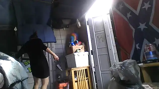 spundarella420 online show from December 2025 03:49:02 PM