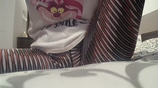 Snapshot of Web_Lady chatting on October 2025 01:23:02 PM Web Lady online show from October 2025 01:23:02 PM