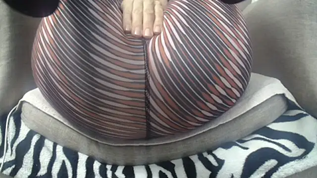 Web Lady online show from November 2025 10:48:01 AM