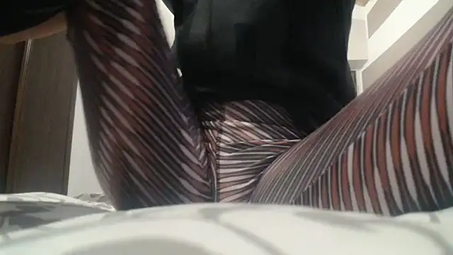 Snapshot of Web_Lady chatting on October 2025 11:33:02 AM Web Lady online show from October 2025 11:33:02 AM