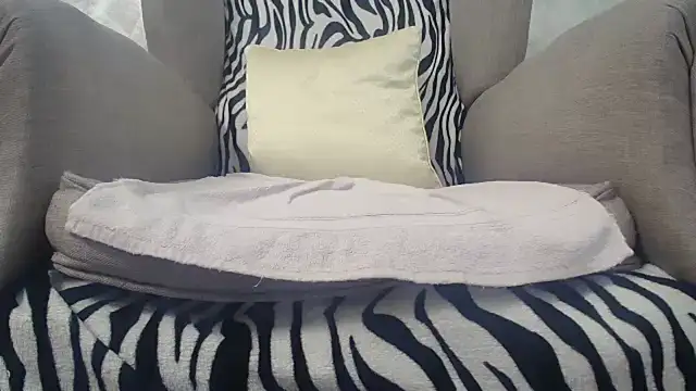 Snapshot of Web_Lady chatting on March 2025 03:09:01 PM Web Lady online show from March 2025 03:09:01 PM