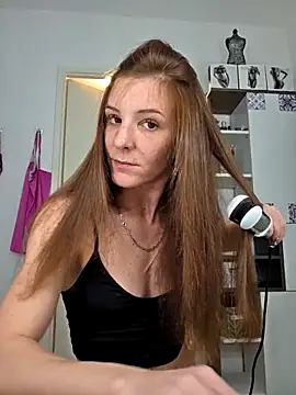 Snapshot of Ladykimberly_XOXO chatting on November 2025 03:34:01 PM Ladykimberly XOXO online show from November 2025 03:34:01 PM