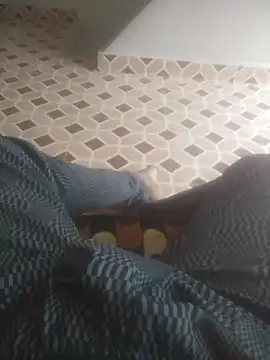 Snapshot of deshifuckers chatting on February 2025 02:26:02 AM deshifuckers online show from February 2025 02:26:02 AM