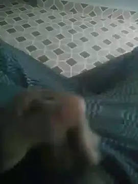 Snapshot of deshifuckers chatting on January 2025 02:04:01 AM deshifuckers online show from January 2025 02:04:01 AM