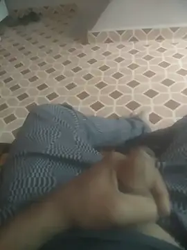 Snapshot of deshifuckers chatting on January 2025 02:15:01 AM deshifuckers online show from January 2025 02:15:01 AM