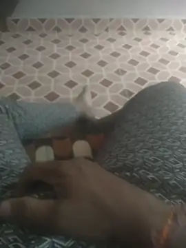 Snapshot of deshifuckers chatting on January 2025 02:17:01 AM deshifuckers online show from January 2025 02:17:01 AM