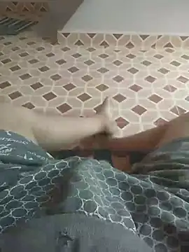 Snapshot of deshifuckers chatting on February 2025 02:07:01 AM deshifuckers online show from February 2025 02:07:01 AM